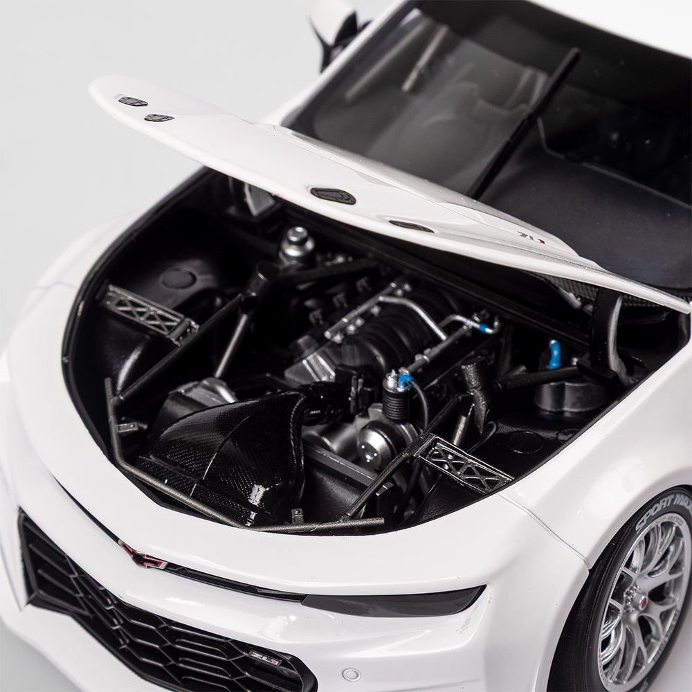 1:18 Plain Body Chevrolet Camaro ZL1 Gen3 Supercar - Gloss White