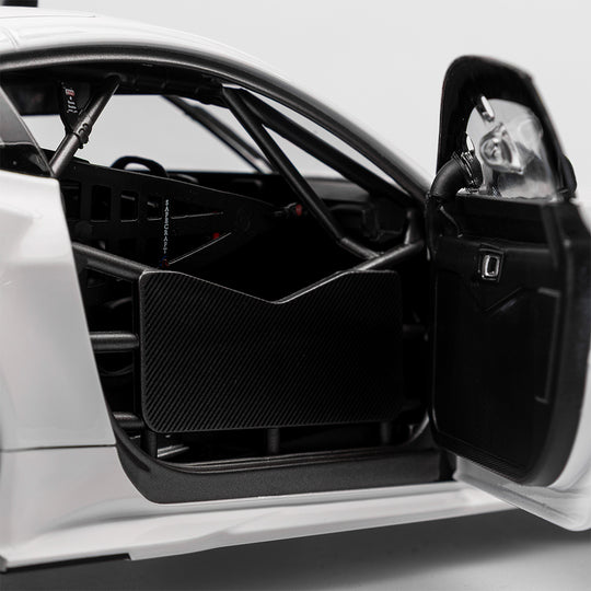 1:18 Plain Body Ford Mustang GT Gen3 Supercar - Gloss White