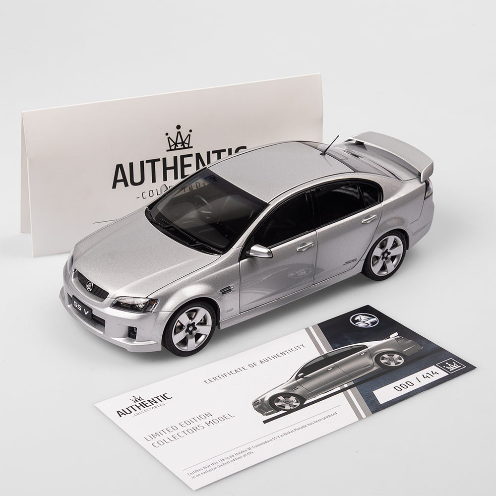 1:18 Holden VE Commodore SS V - Nickel Metallic