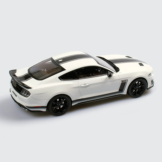 1:18 Ford Mustang R-SPEC - Oxford White