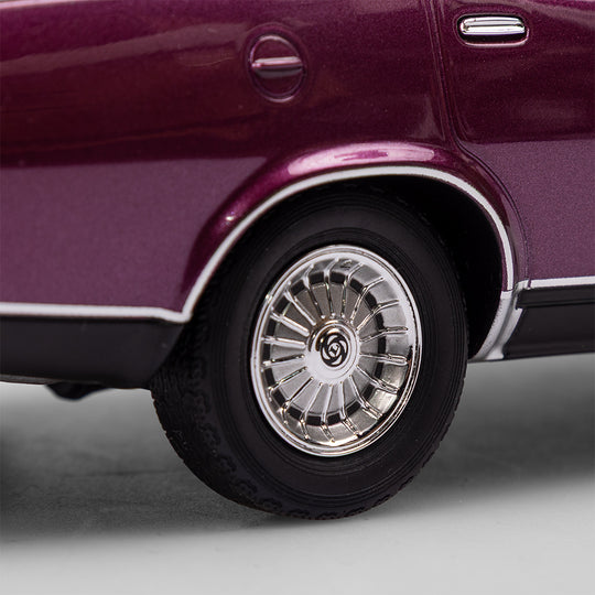 1:18 Leyland P76 Super - Peel Me A Grape