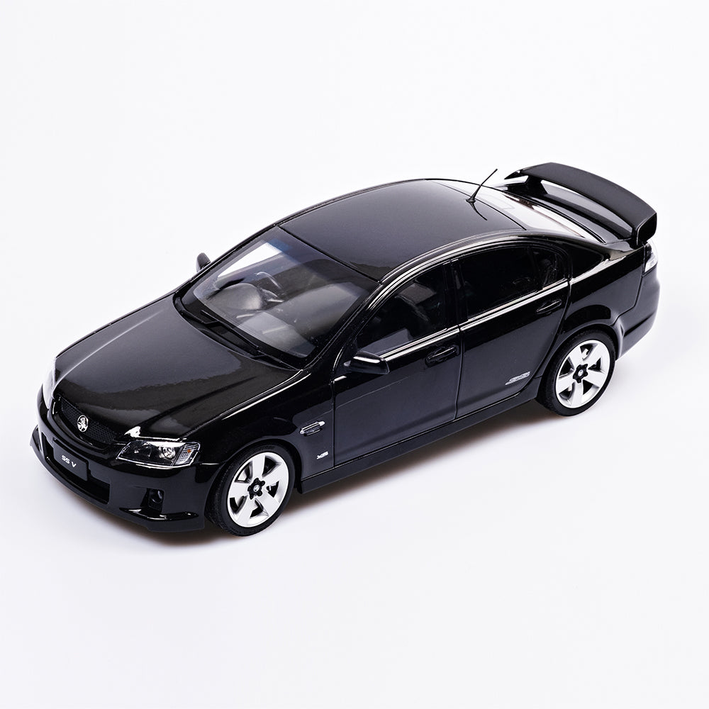 1:18 Holden VE Commodore SS V - Phantom Metallic